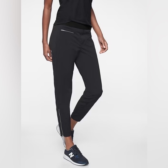 Athleta Pants - Athleta Mod Trekkie Crop Pants 16T Black